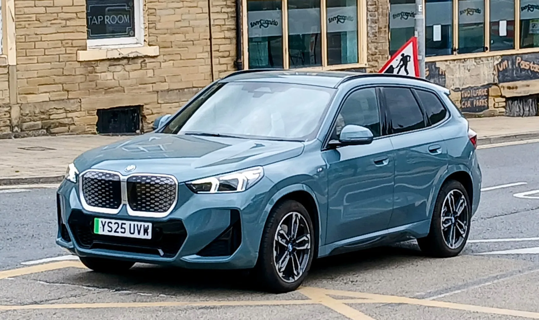 BMW iX1 eDrive20
