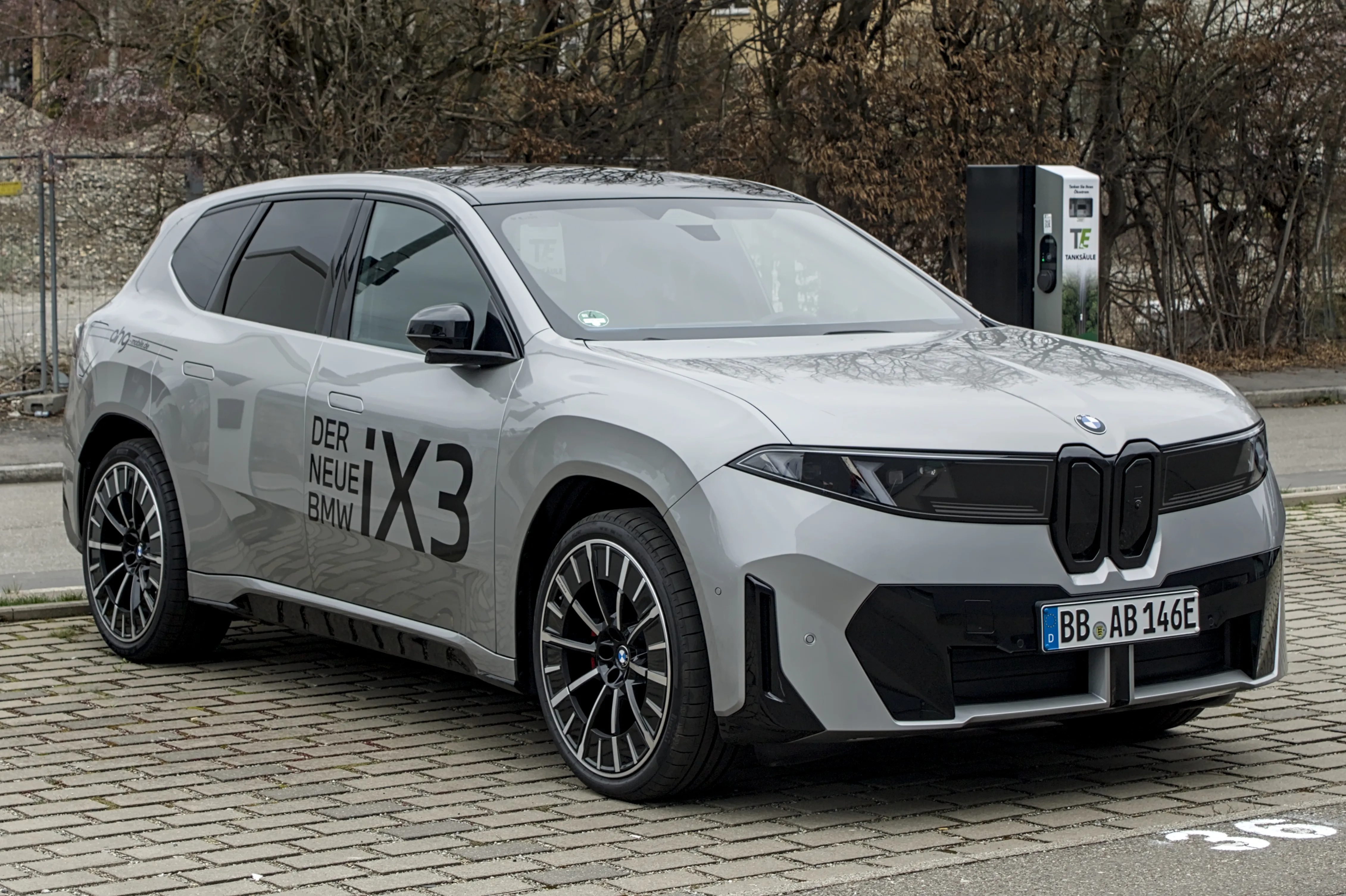 BMW iX3 xDrive50