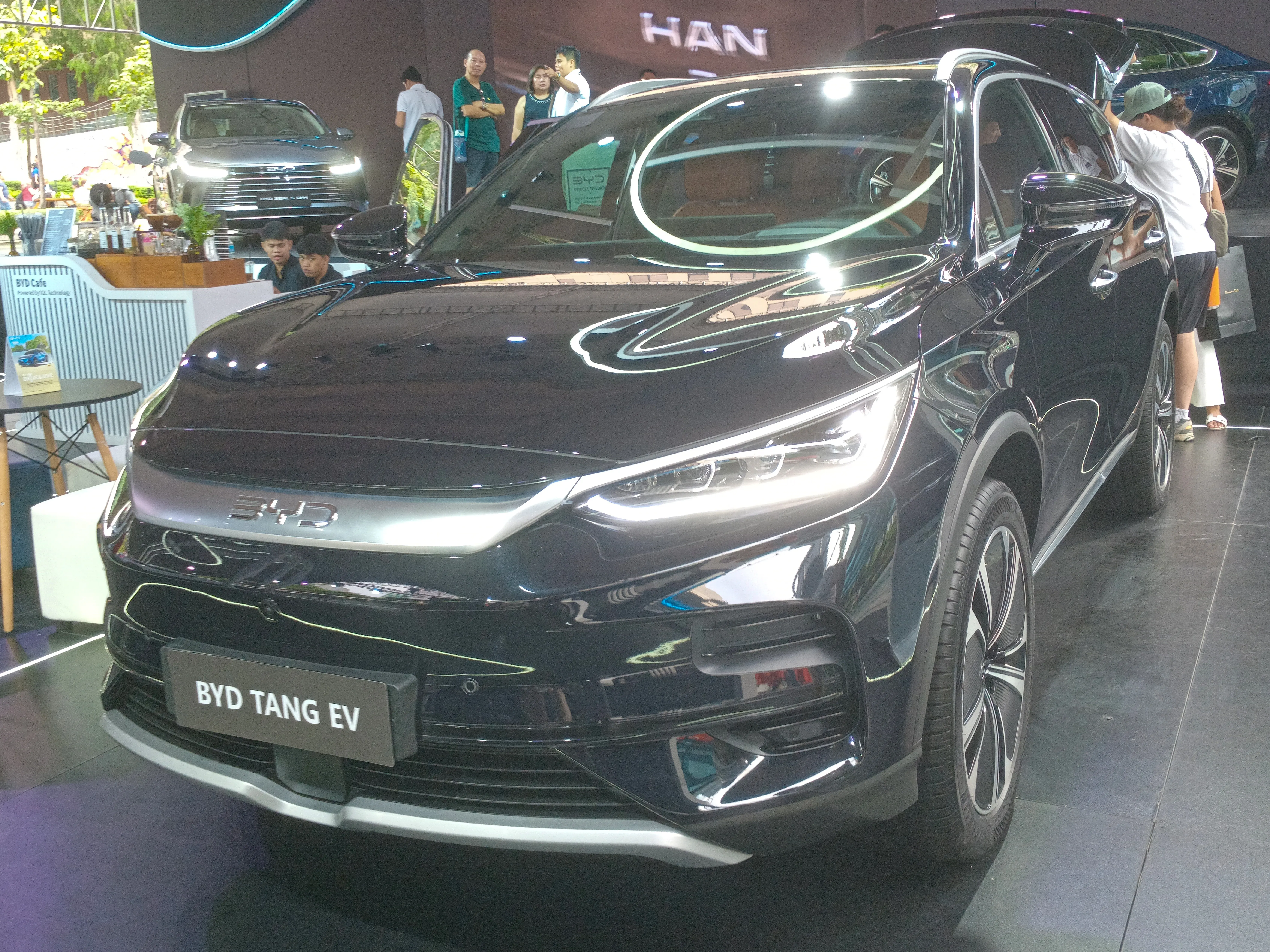 BYD Tang Flagship
