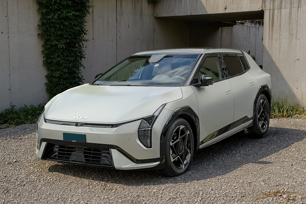Kia EV4 Long Range