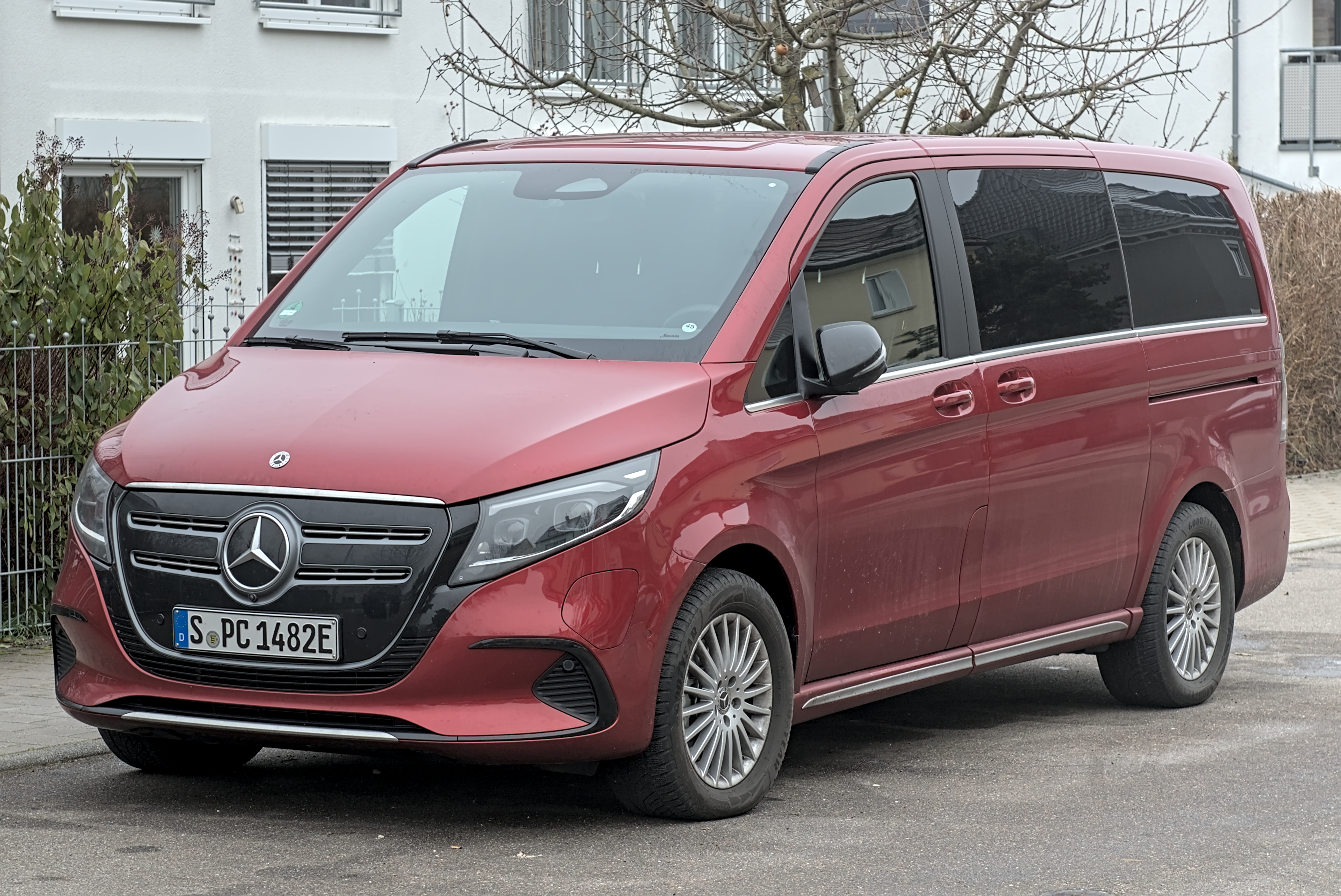 Mercedes-Benz EQV 300 AVANTGARDE lang