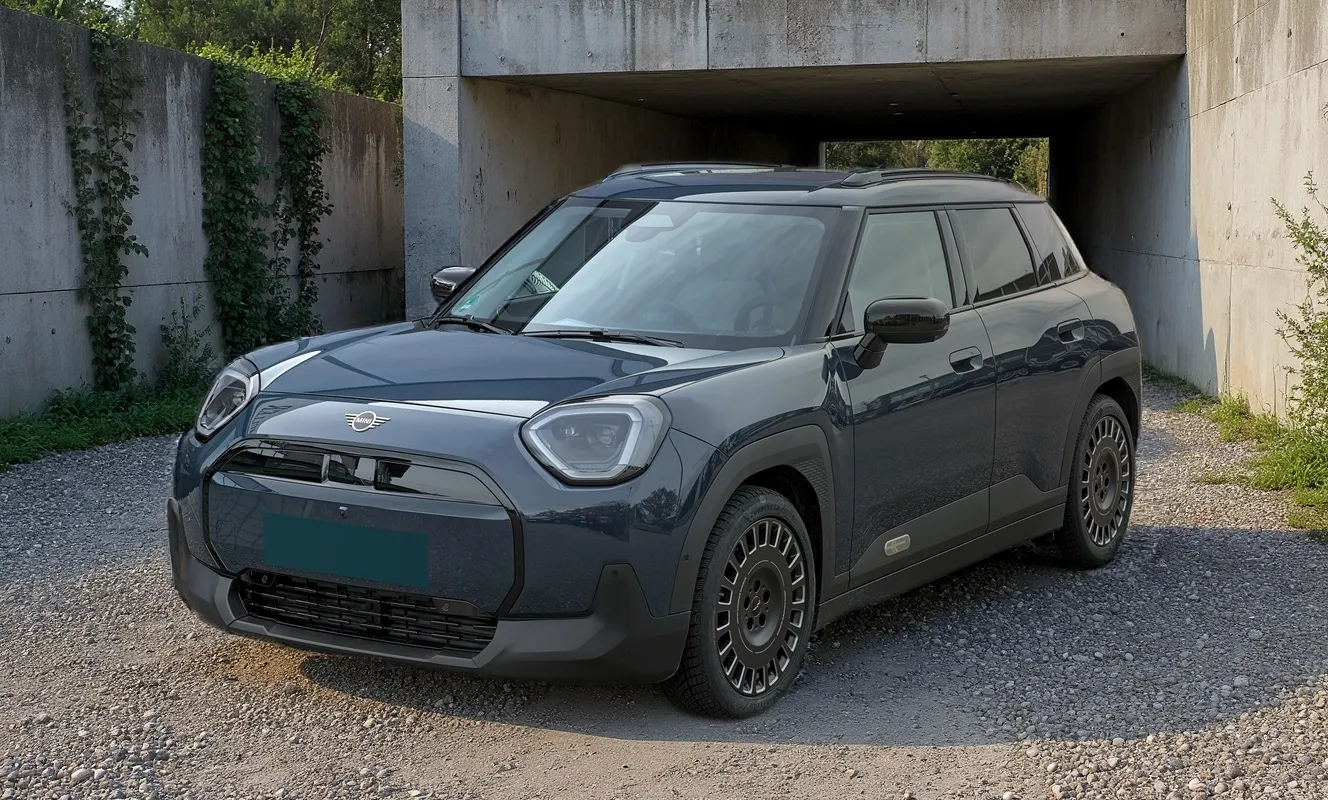 MINI Aceman E