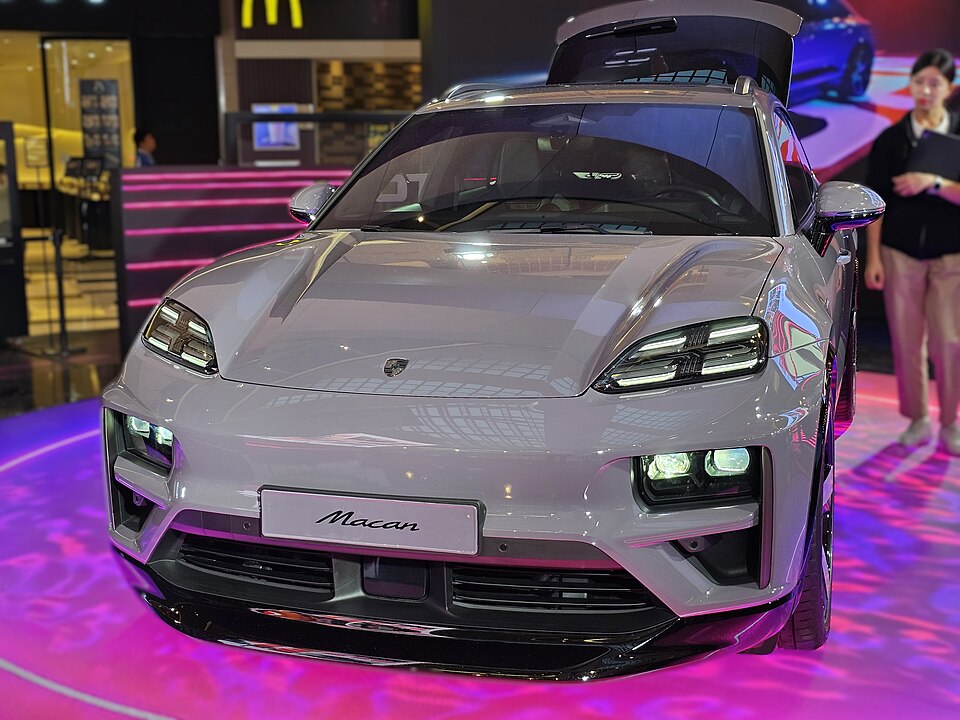 Porsche Macan 4 Electric