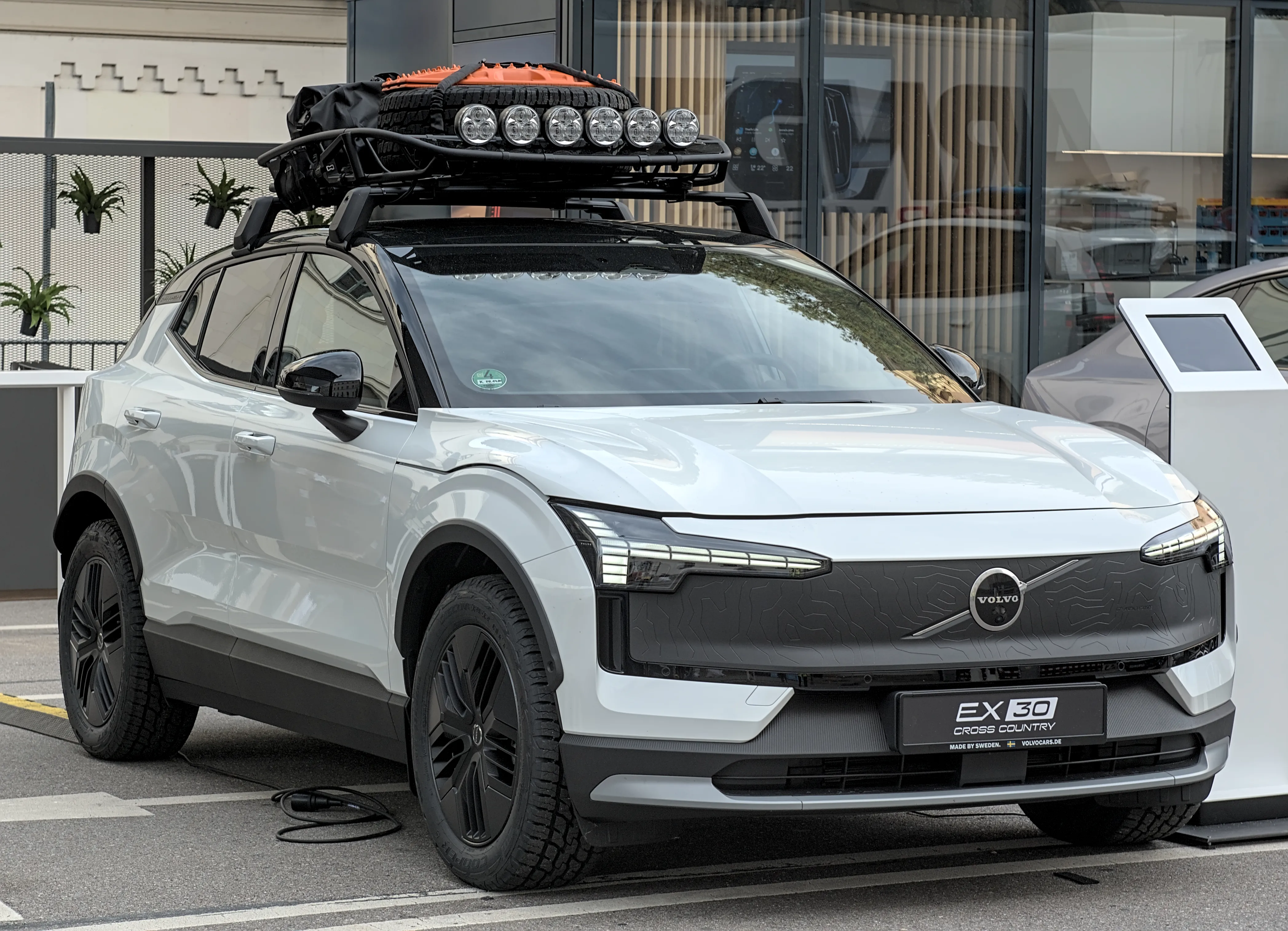 Volvo EX30 P5 Long Range